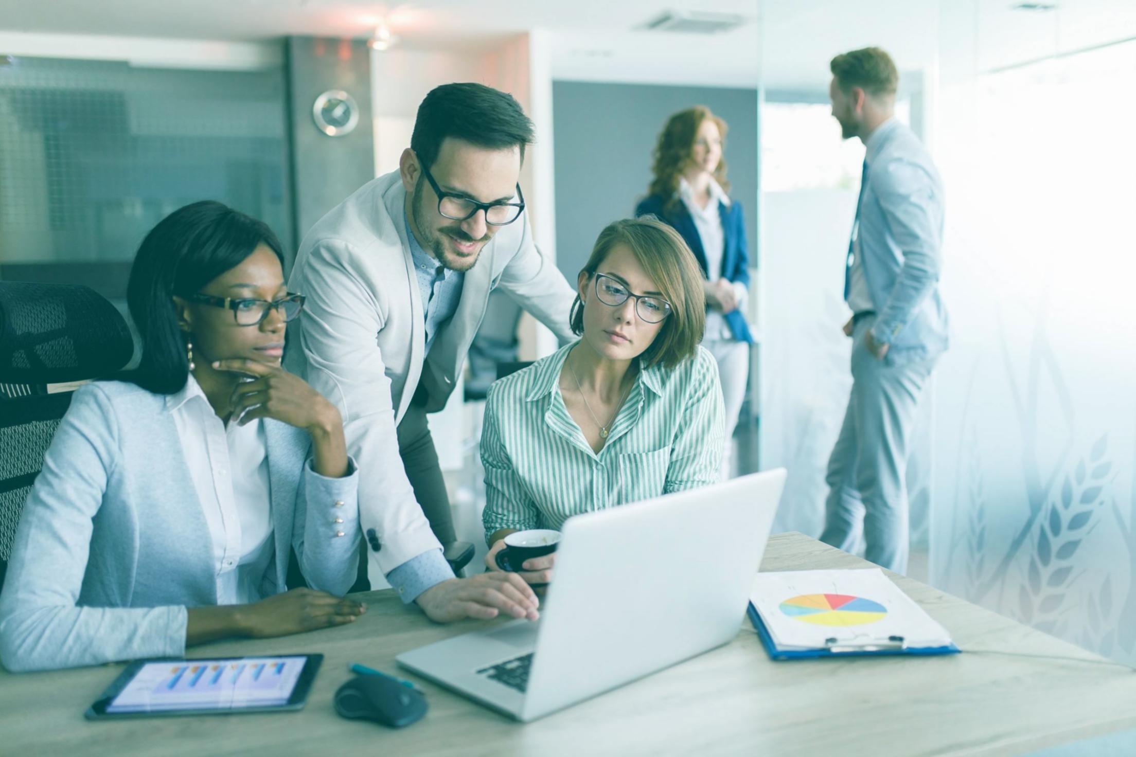 Interactive learning session demonstrating narrative structure analysis with visual mapping techniques